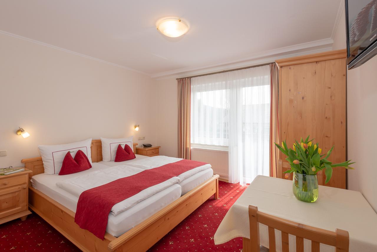 Drei Tannen Hotel โบเดนไมส์ ภายนอก รูปภาพ